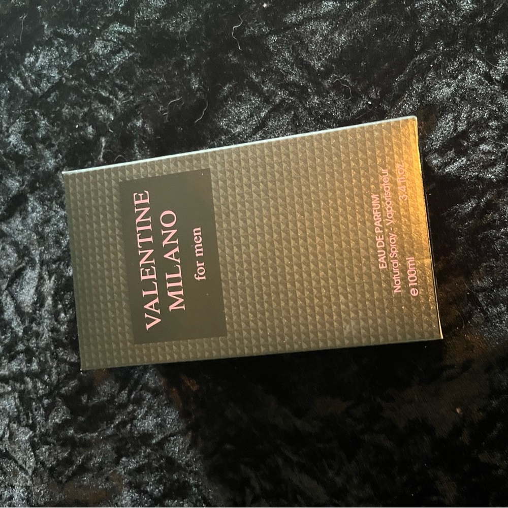 Valentine Milano Eau de Parfum for Men - Black & Pink Box